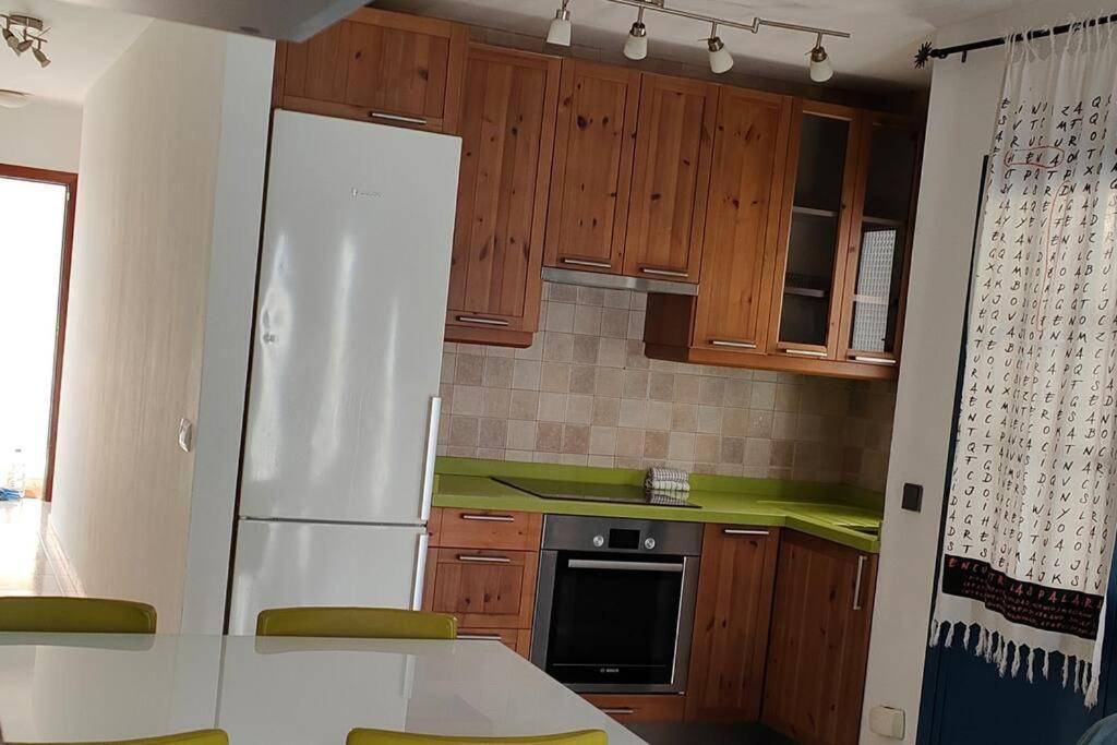 Acogedor Apartamento Residencial 科斯塔特吉塞 外观 照片